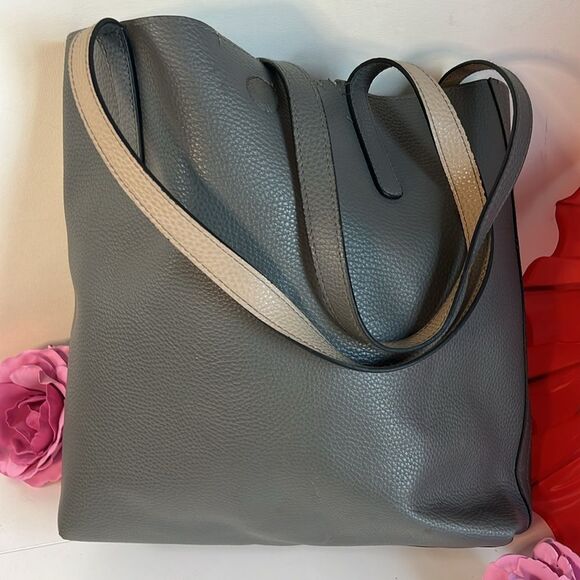 Are your initials LBH? Ultra Soft Faux leather monogrammed tote - cute! - Picture 3 of 6